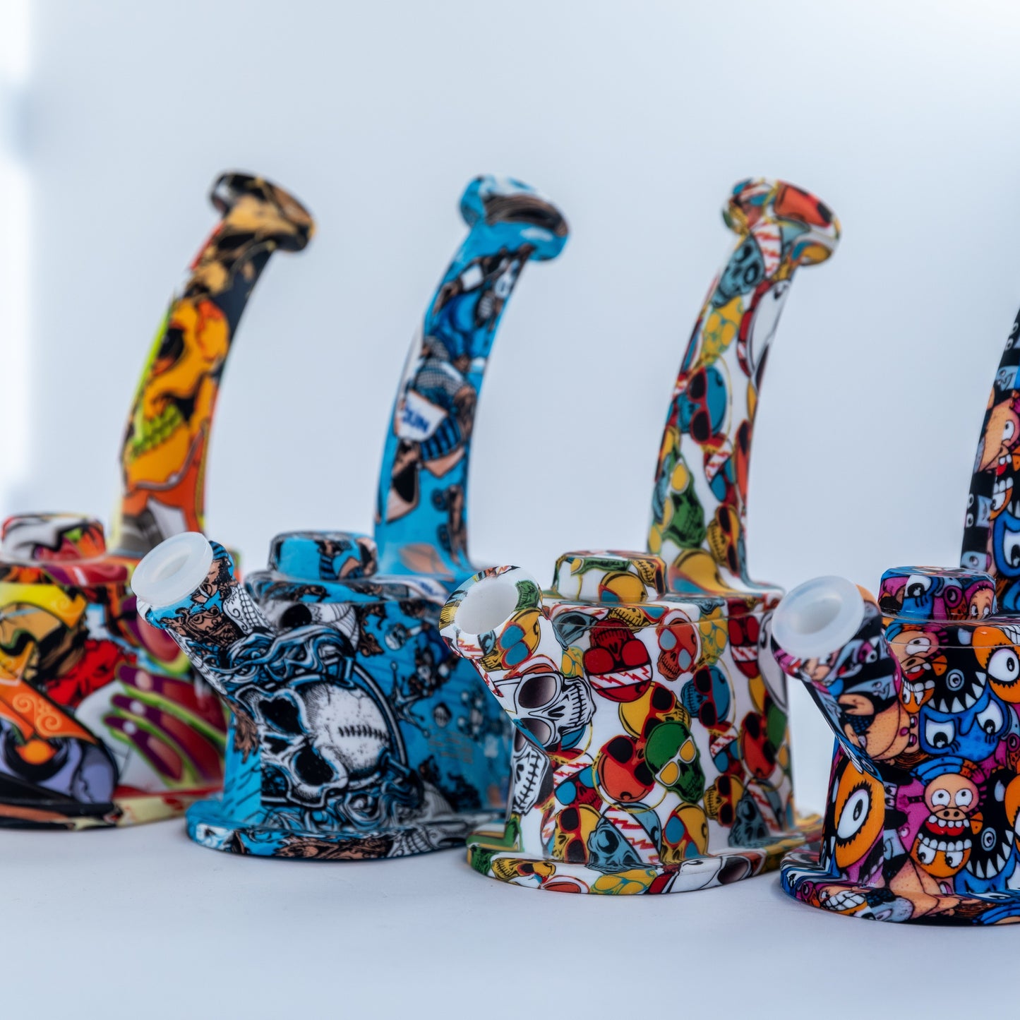 Assorted Graphic Water Pipe